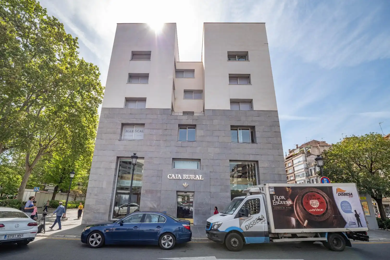 Vista exterior de Piso en venta en Granada con Calefacción, Parquet y Alarma