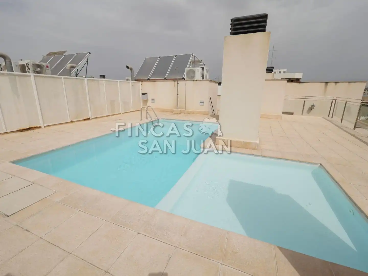 Piscina de Àtic en venda en Sant Joan d'Alacant amb Terrassa, Traster i Balcó