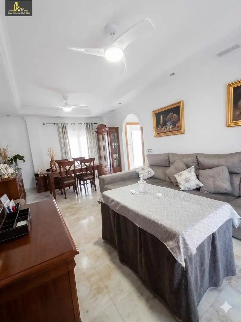 Sala d'estar de Casa o xalet en venda en Jerez de la Frontera