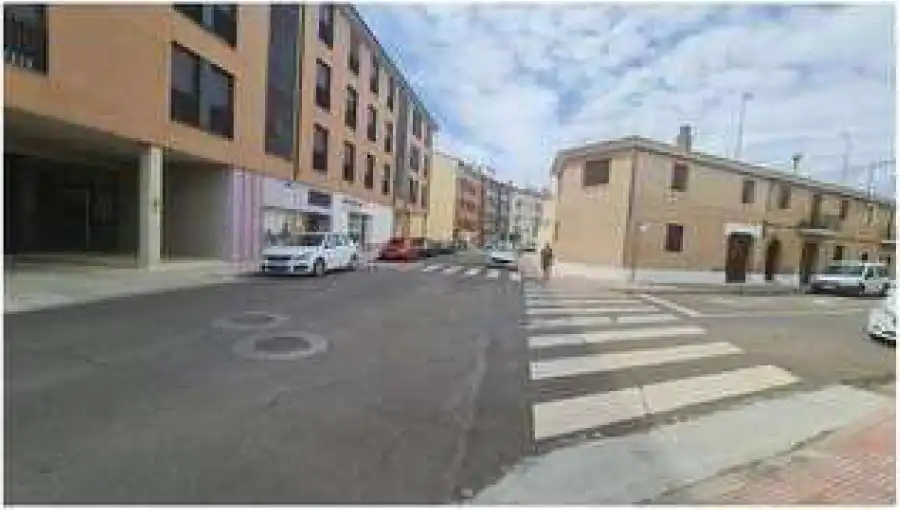 Pis en venda a CL. CINCO VILLAS, imagen 3