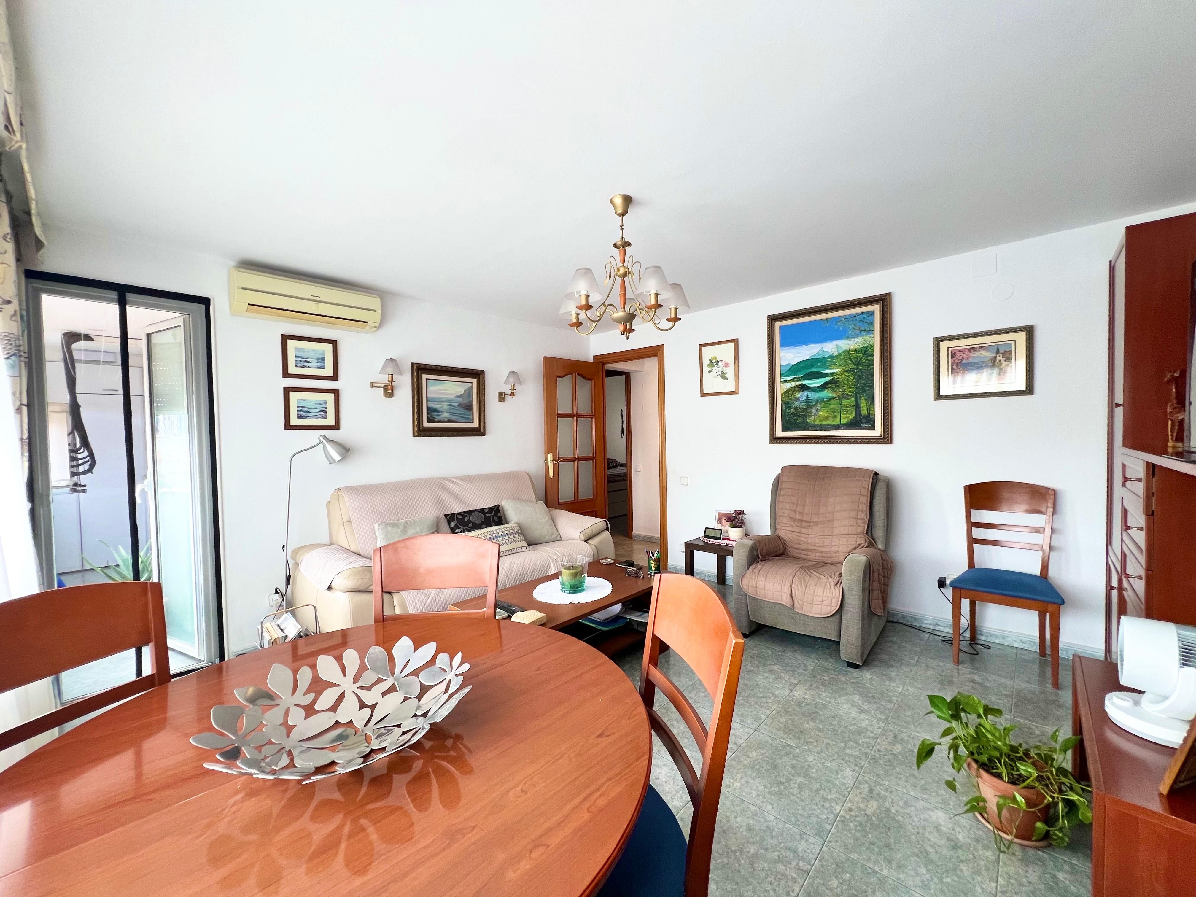 Living room of Flat for sale in L'Hospitalet de Llobregat