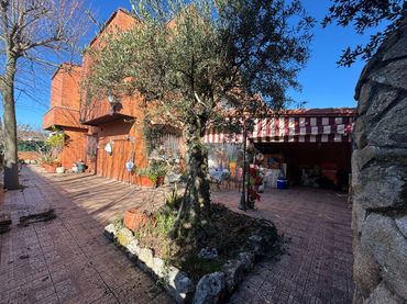 Maison jumelée avec piscine à vendre à  Urbanizaciones