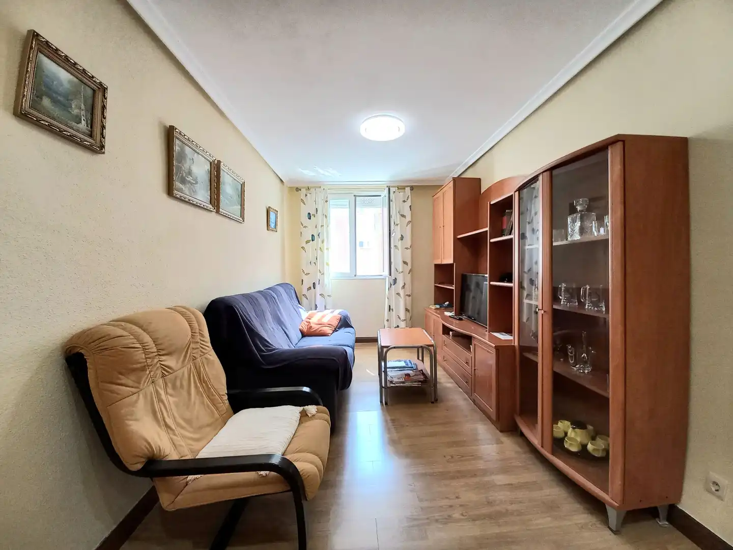 Wohnzimmer von Wohnung zum Verkauf in Burgos mit Heizung
