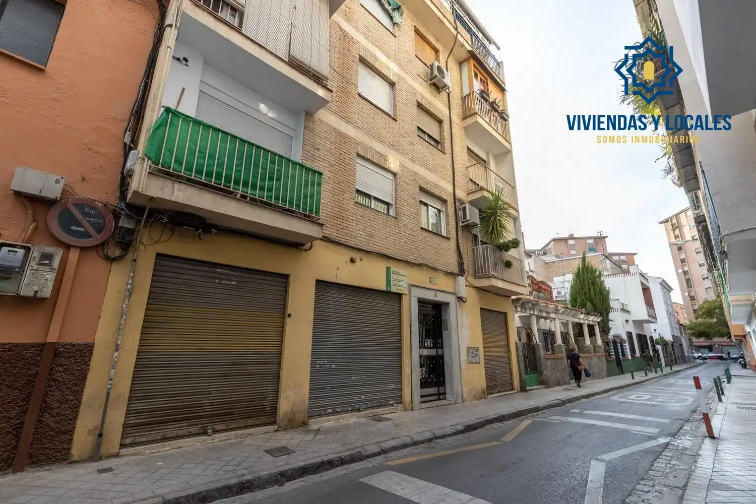 Vista exterior de Piso en venta en Granada con Aire acondicionado, Terraza y Balcón