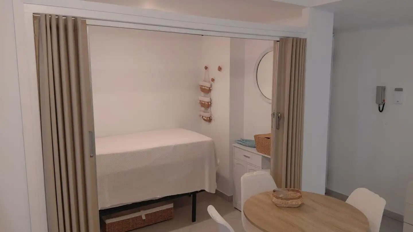 Bedroom of Apartments for sale in Cullera  with Terrace and Furnished