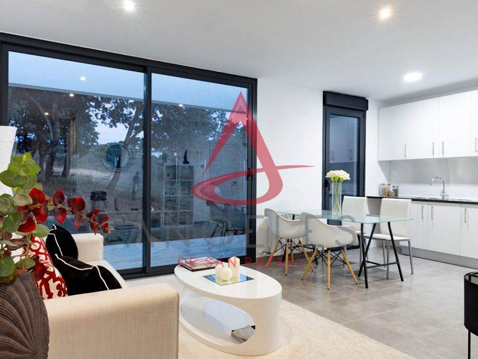 Living room of Single-family semi-detached for sale in Vegas de Matute  with Heating, Private garden and Oven