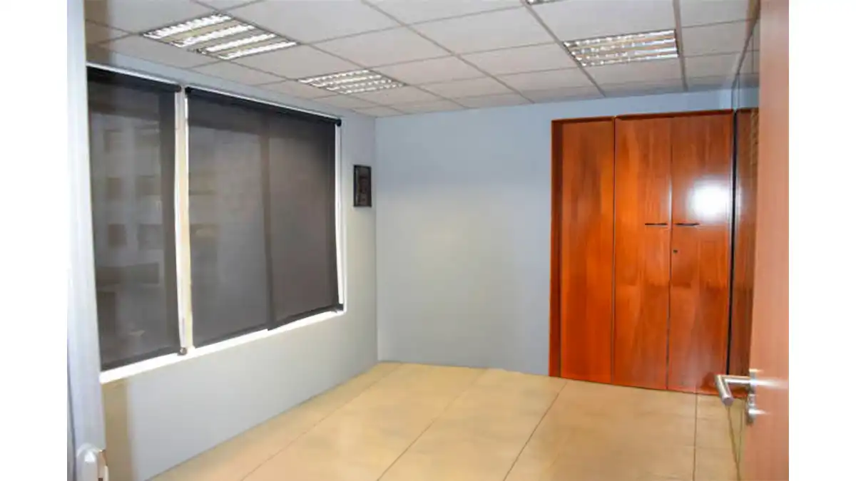 Büro zum Verkauf in VILLAGARCÍA, 2, Ensanche - Sar