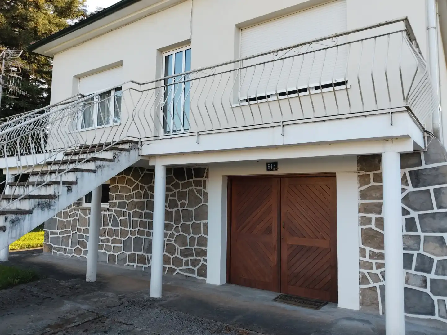 Vista exterior de Casa o chalet en venta en Torrelavega  con Calefacción, Jardín privado y Terraza