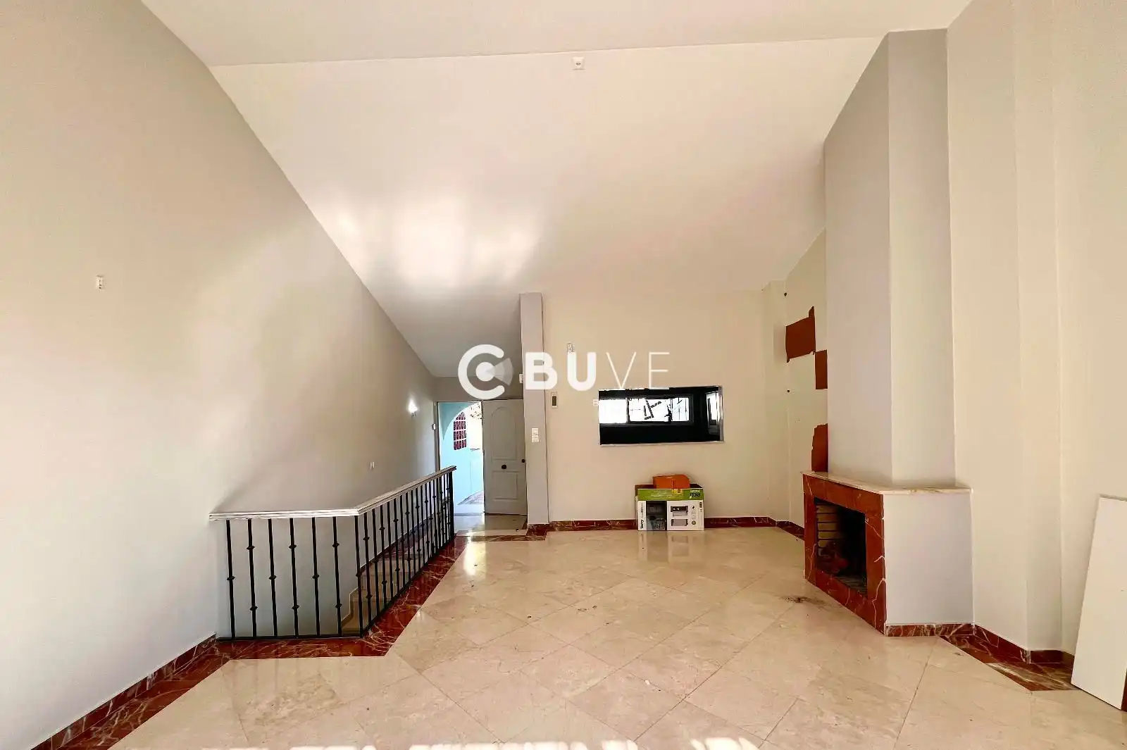 Vista exterior de Casa adosada en venta en Estepona con Terraza, Piscina y Alarma