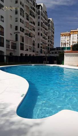 Piso en Venta en AVENIDA ALCALDE LUIS URUÑUELA, 23 en Urbadiez - Entrepuentes