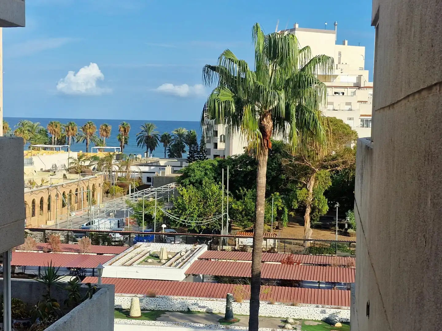 Apartament amb piscina en venda a Avenida LA MARINA, imagen 17