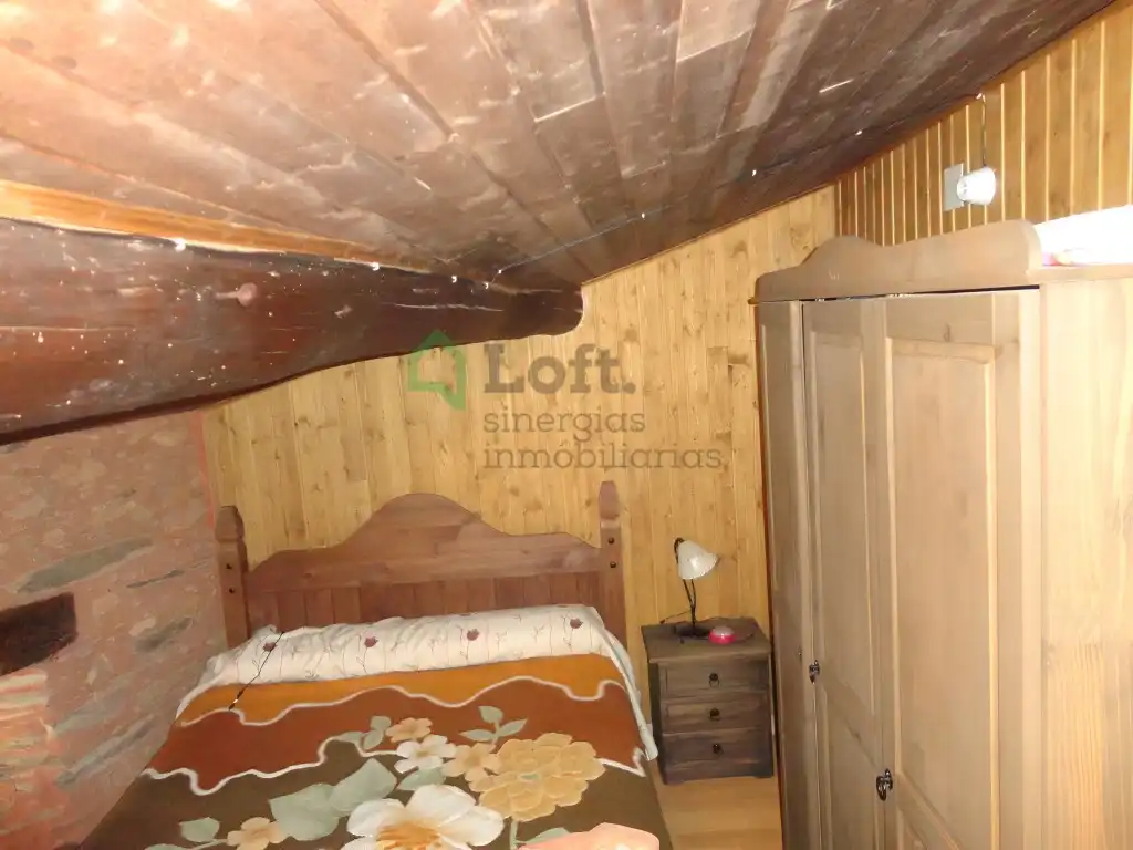 Bedroom of Houses for sale in Pinofranqueado  with Air Conditioner and Balcony