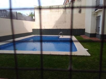 Swimming pool of Flat for sale in Utrera  with Air Conditioner, Storage room and Community pool