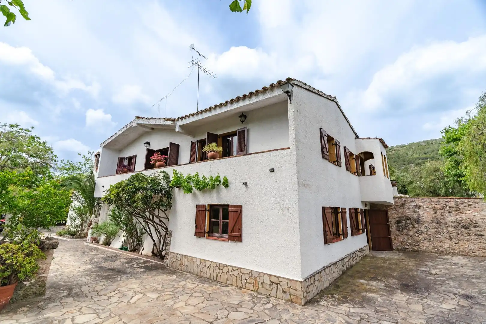 Vista exterior de Casa o xalet en venda en Vespella de Gaià amb Calefacció, Terrassa i Balcó