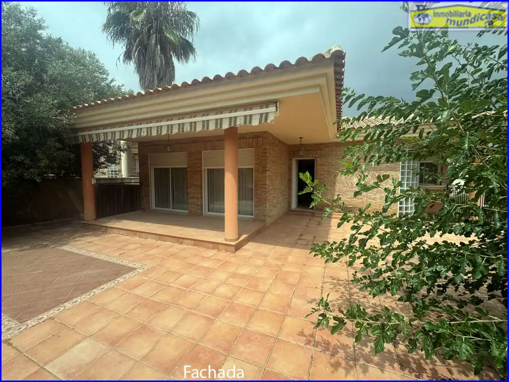 Villa avec terrasse à vendre à Calle Sierra Carrascoy
