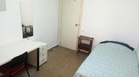 Foto 4 de Pis per a compartir a N/a, La Calzada - La Florida, Sevilla