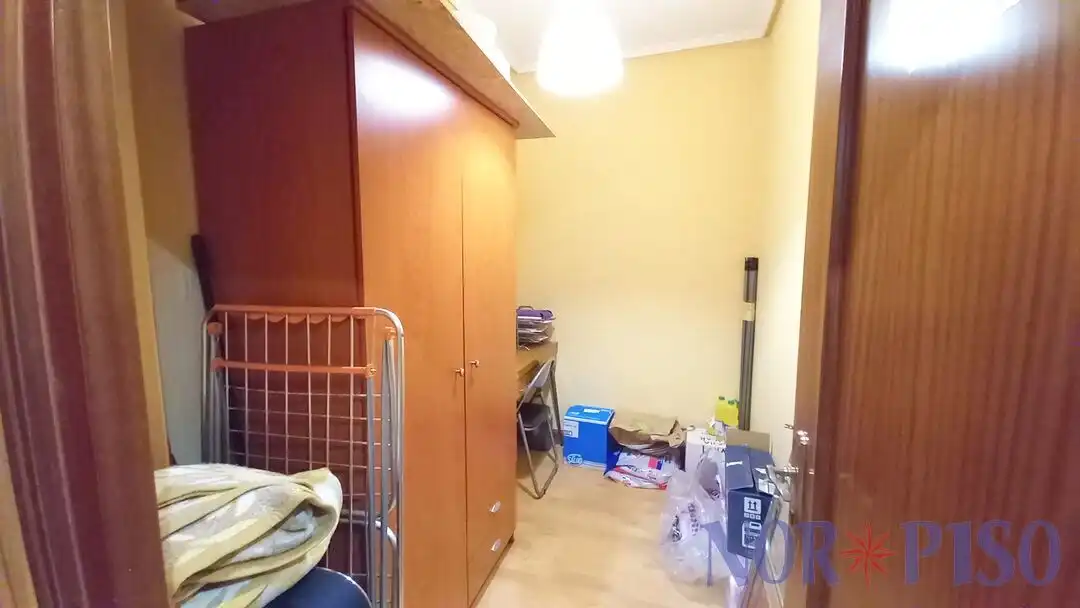 Schlafzimmer von Wohnung zum Verkauf in Bilbao  mit Heizung und Balkon