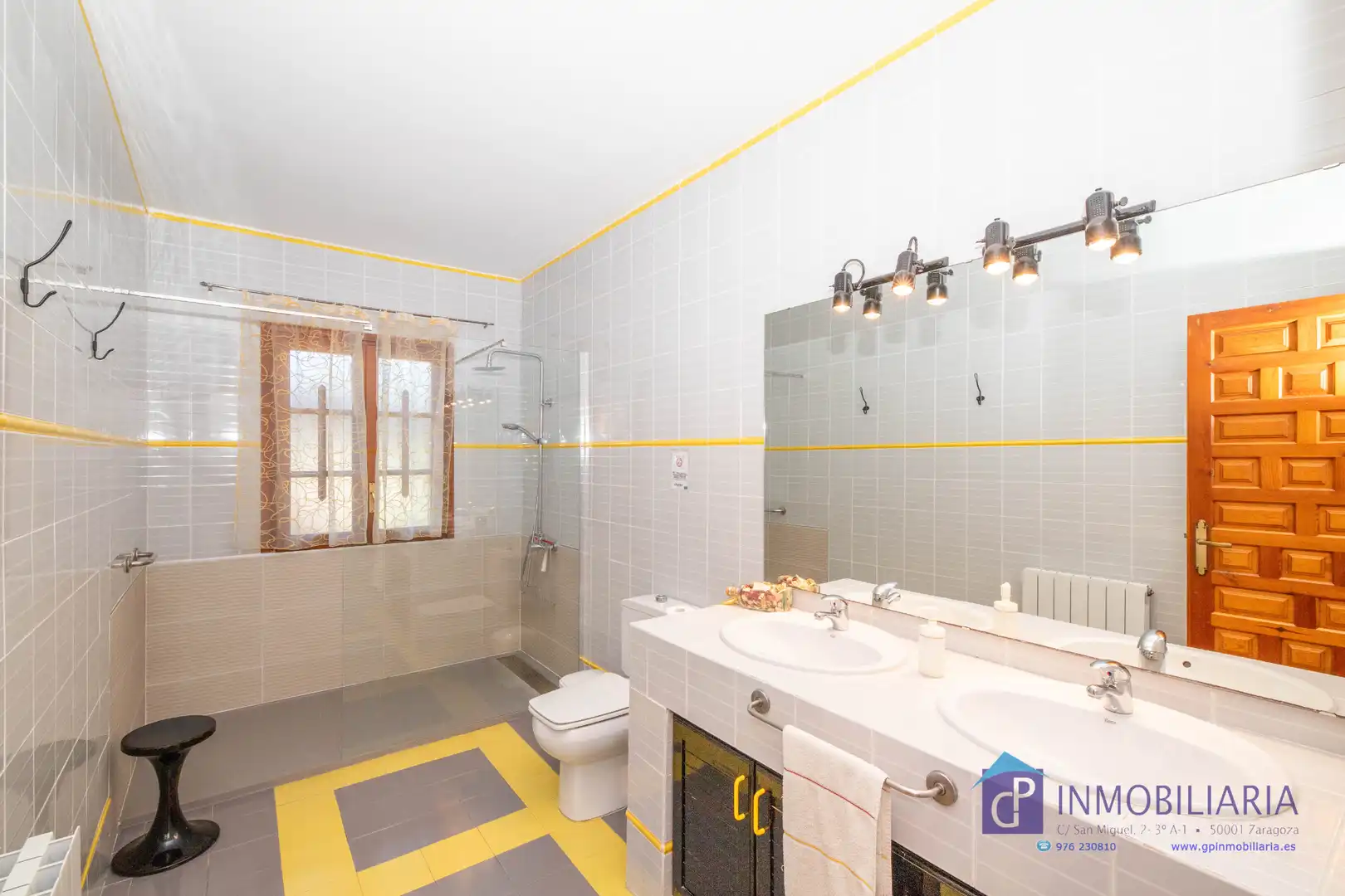 Baño de Casa o chalet en venta en Quinto con Aire acondicionado, Calefacción y Jardín privado