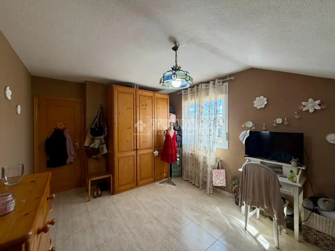 Habitación de Piso en venta en Villanueva de la Torre con Aire acondicionado y Calefacción