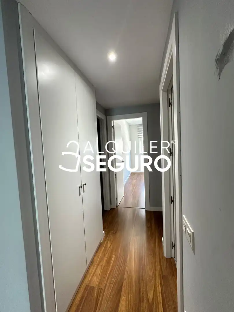 Piso de alquiler en Madrid con Calefacción, Terraza y Trastero
