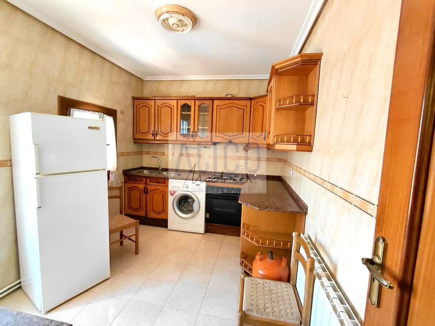 Cuina de Casa o xalet en venda en Cózar amb Calefacció i Terrassa