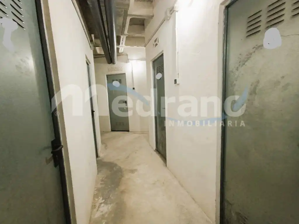 Piso en venta en Benidorm con Jardín privado, Piscina y Amueblado