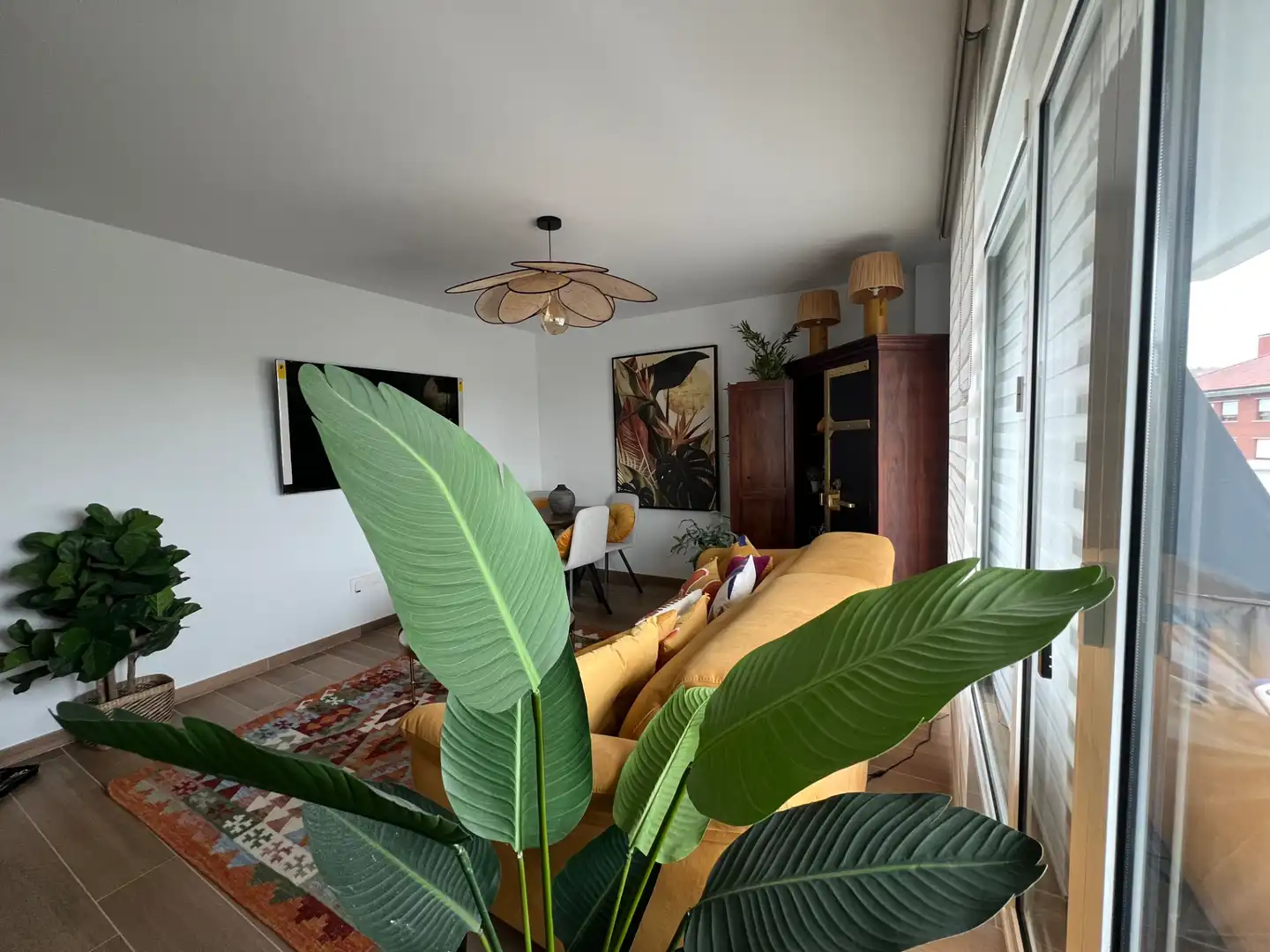 Sala de estar de Piso de alquiler en Siero con Calefacción, Parquet y Terraza