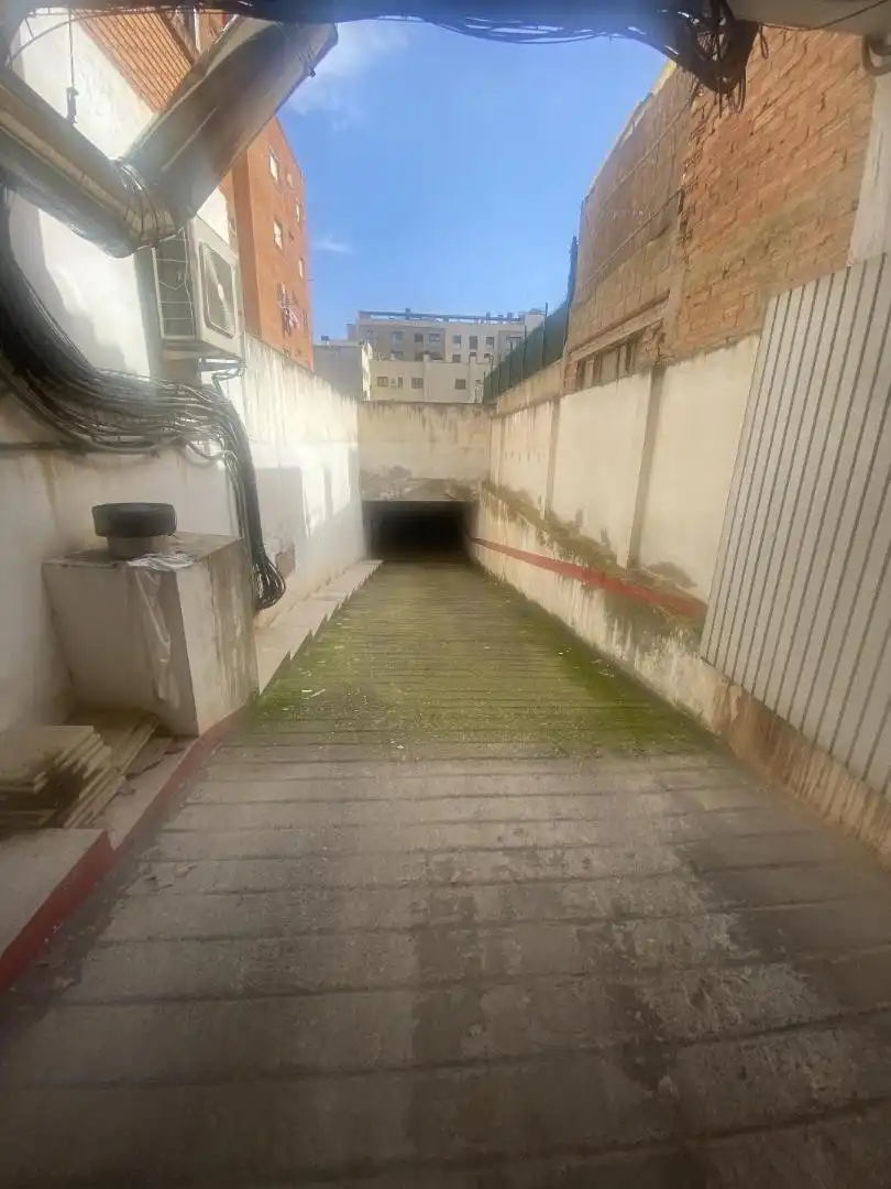 Garaje de alquiler en Zaragoza