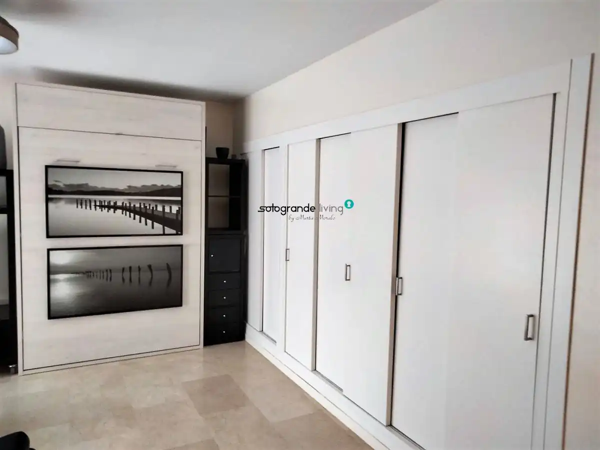 Bedroom of Apartments for sale in Sotogrande  with Air Conditioner, Heating and Furnished