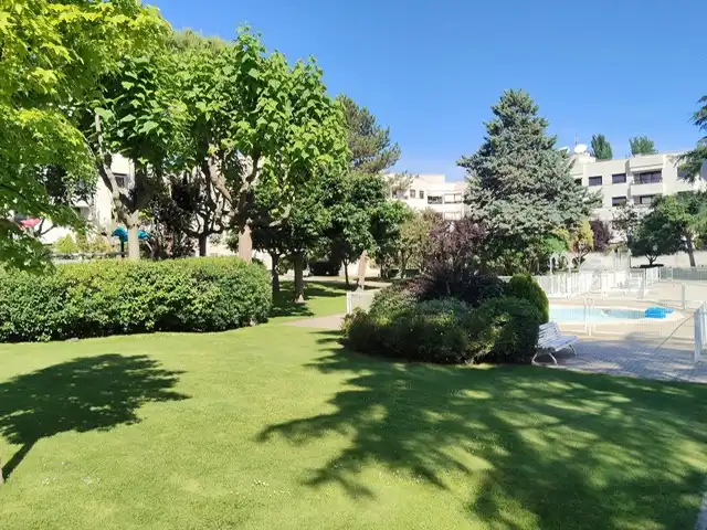 Garden of Flat for rent in Pozuelo de Alarcón  with Air Conditioner, Heating and Private garden