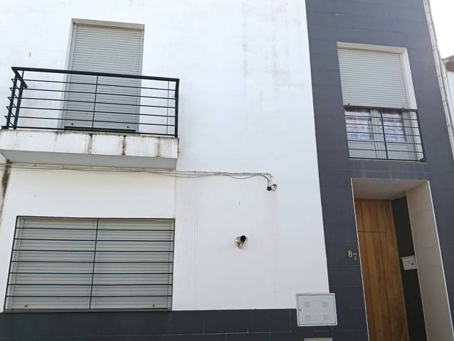 Casa adosada en Venta en Caballeros en Villa del Río