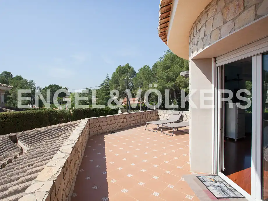 Terraza de Casa o chalet en venta en Serra con Calefacción, Jardín privado y Trastero