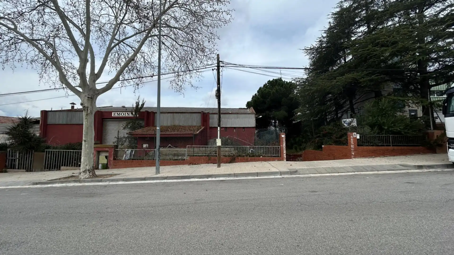 Vista exterior de Nave industrial en venta en Caldes de Malavella