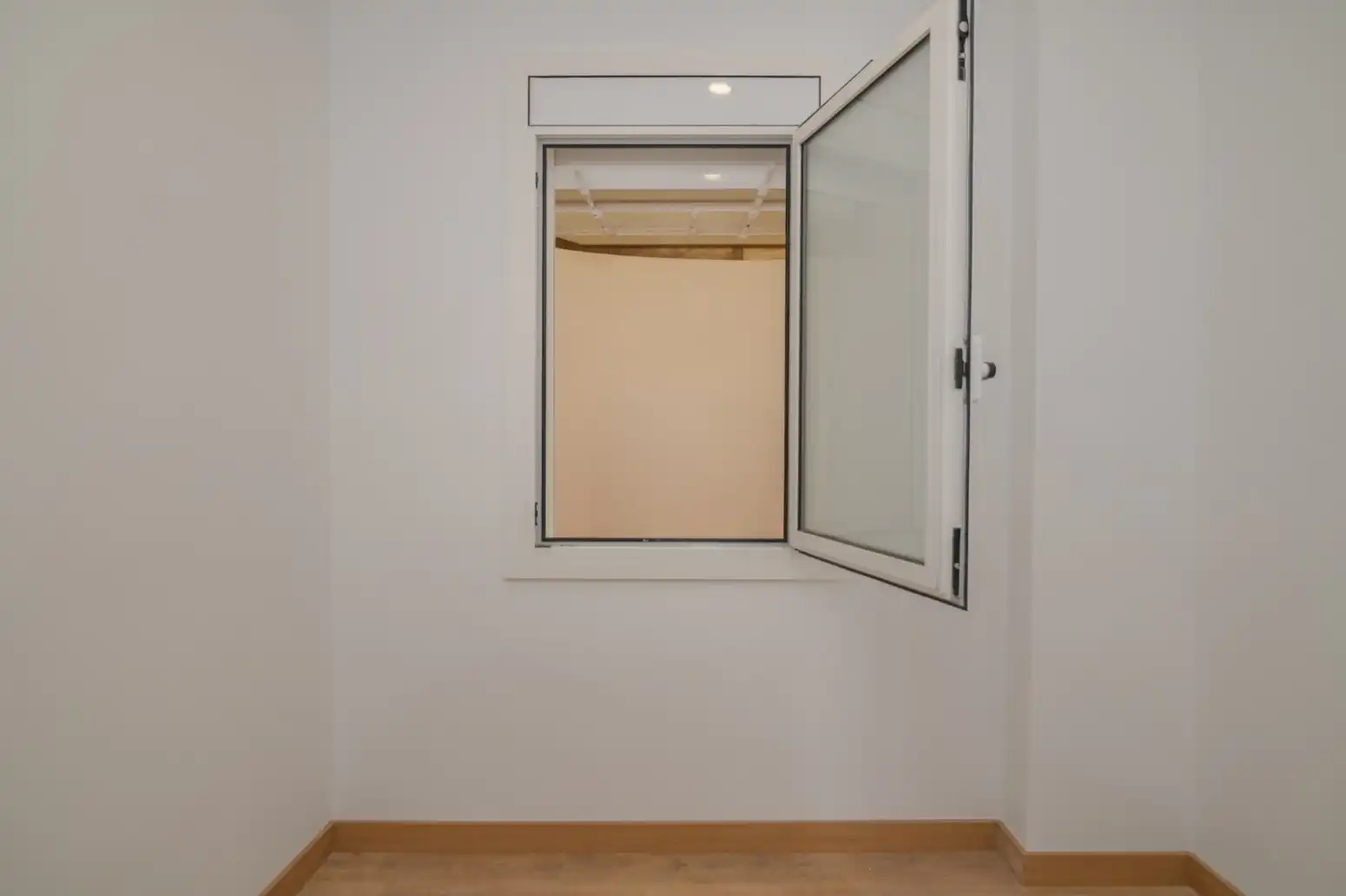 Bedroom of Flat for sale in Sant Boi de Llobregat  with Parquet flooring