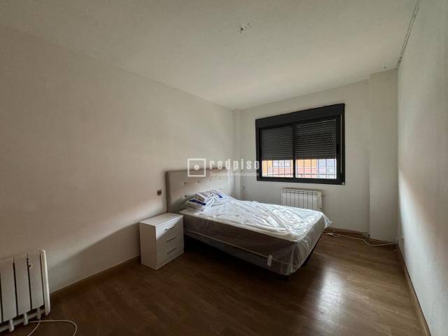 Casa-chalet en Alquiler en Los Robles