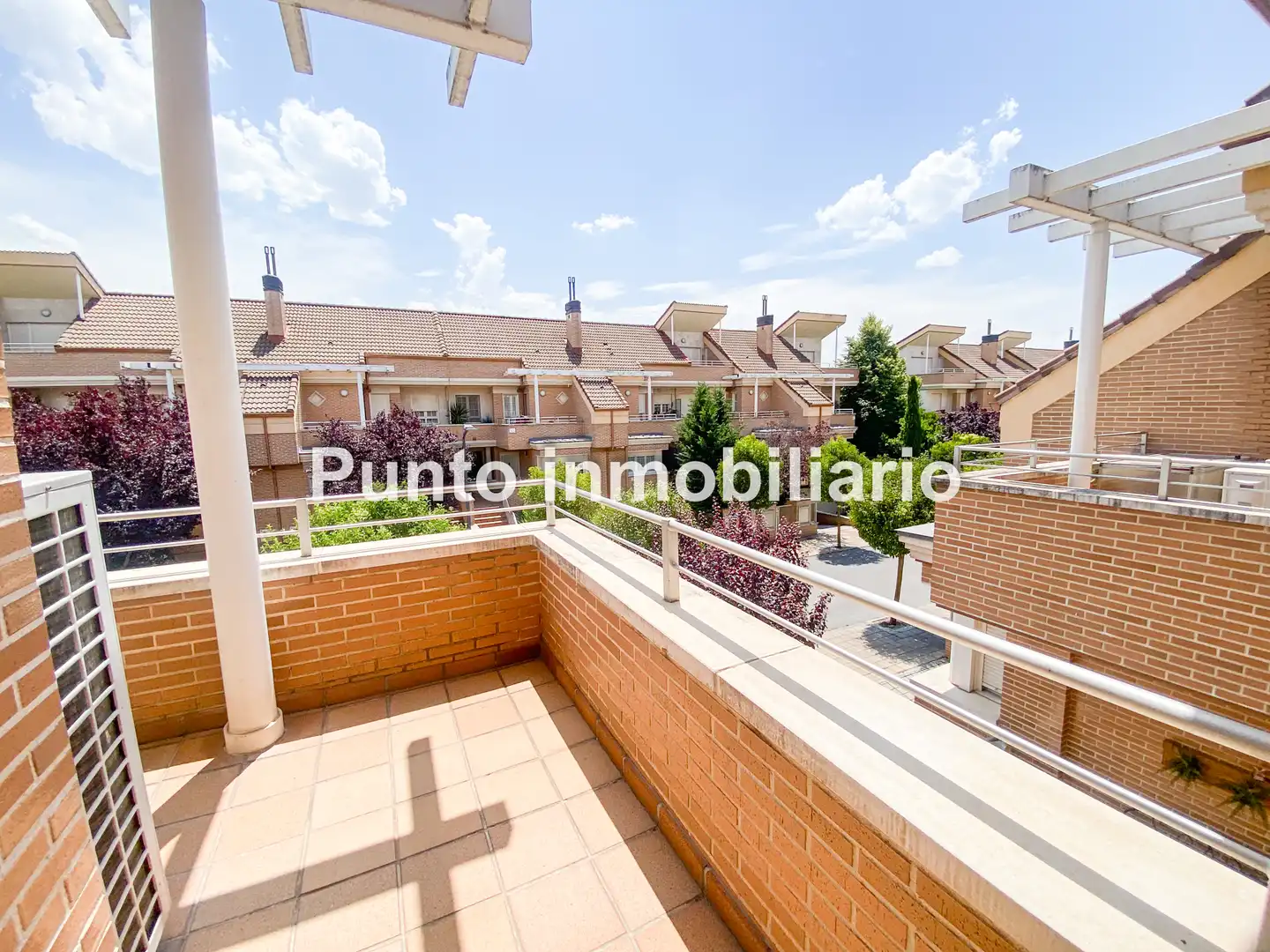 Terraza de Casa adosada de alquiler en Valladolid con Aire acondicionado, Calefacción y Jardín privado