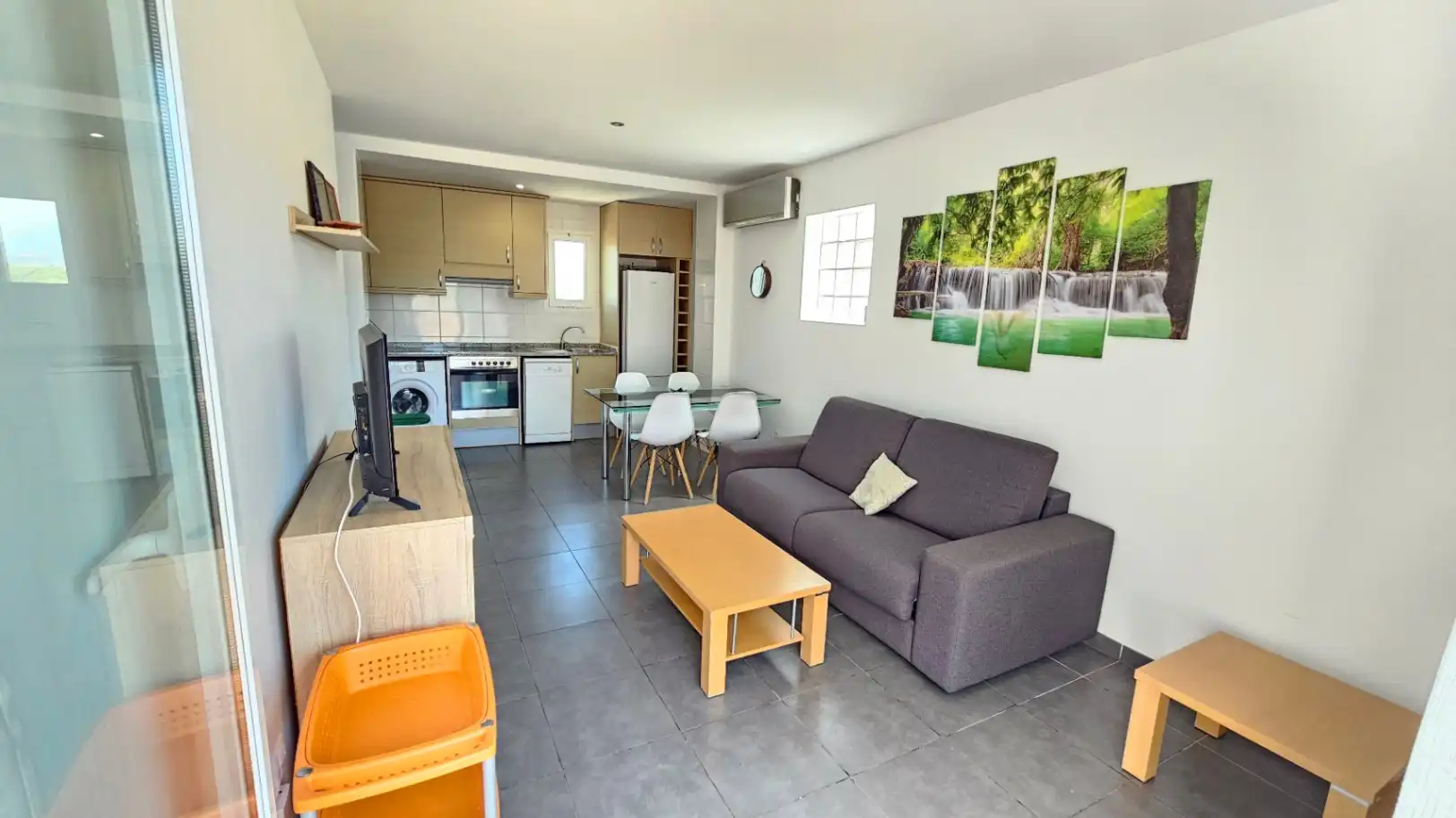 Wohnzimmer von Dachboden zum Verkauf in Alcalà de Xivert mit Klimaanlage, Heizung und Privatgarten