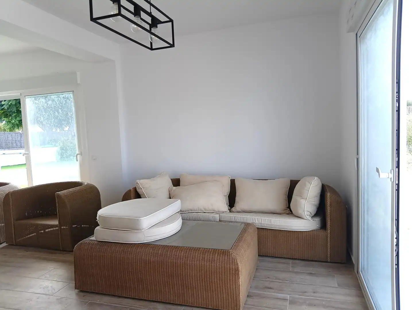 Sala d'estar de Casa o xalet en venda en Conil de la Frontera