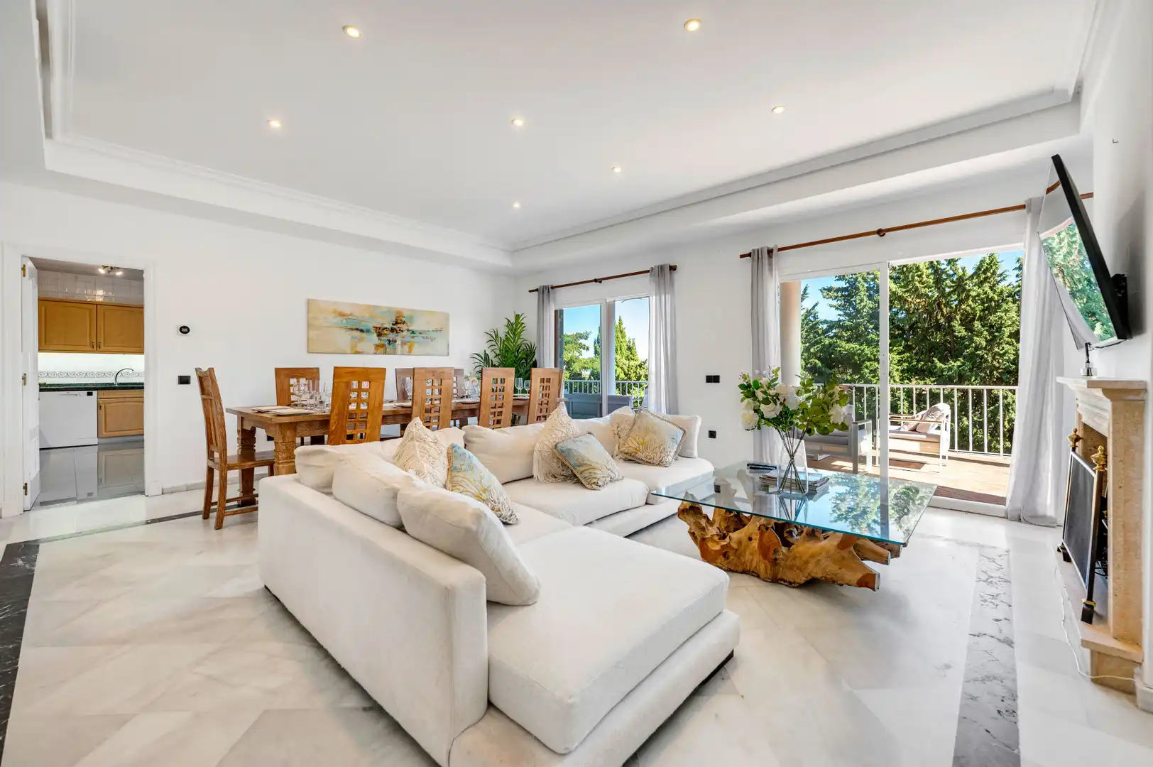 Sala de estar de Casa o chalet en venta en Sotogrande con Aire acondicionado, Jardín privado y Terraza