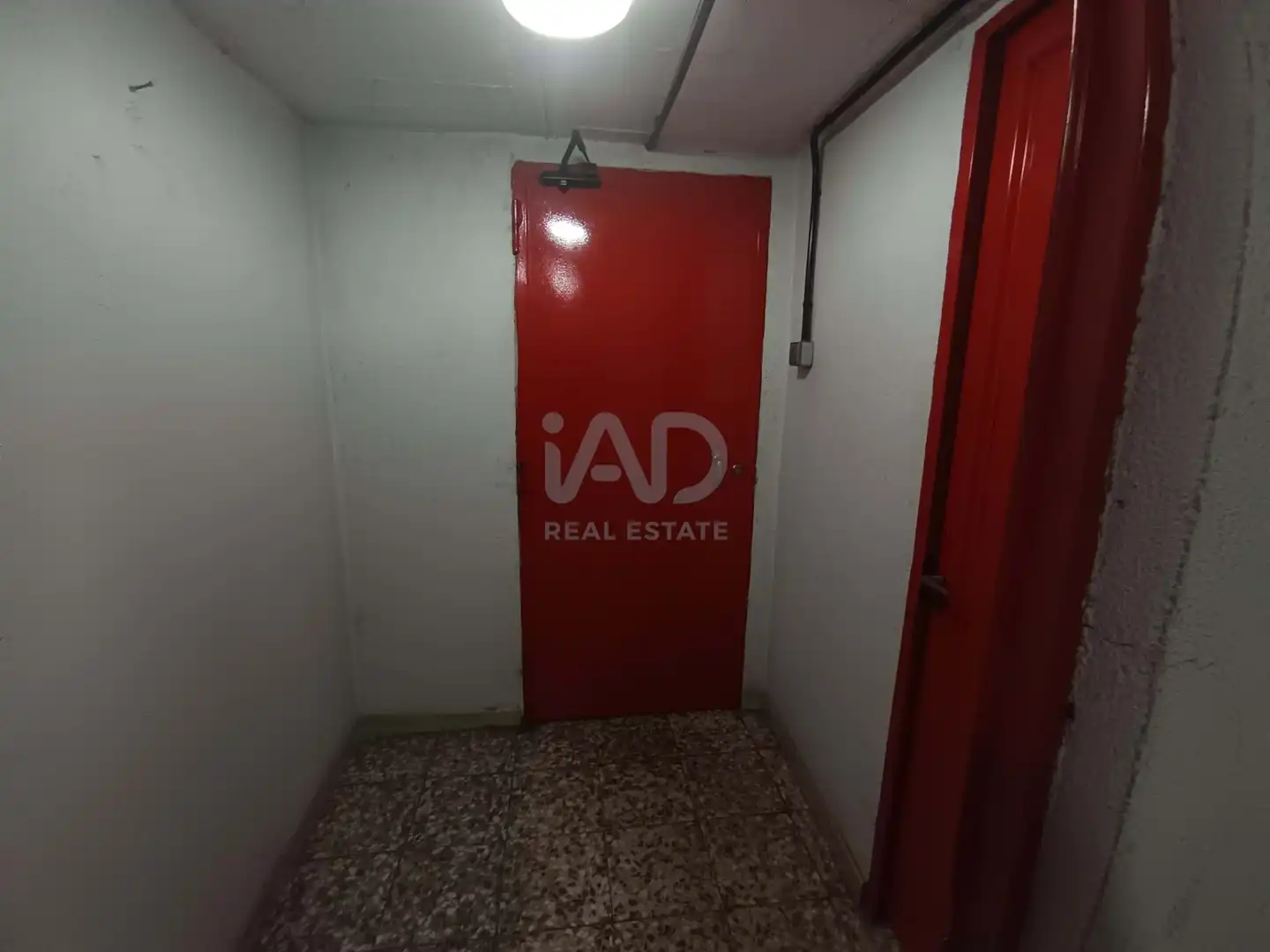 Garage for sale in Madrid