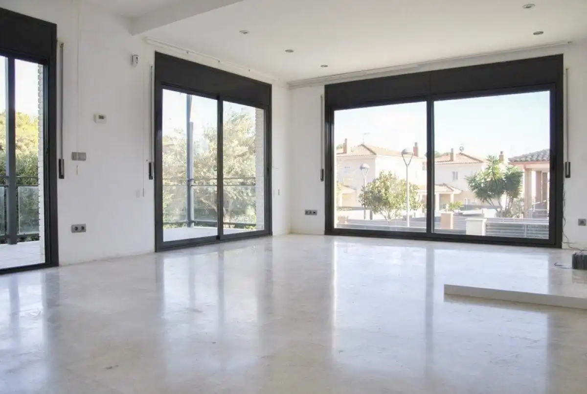 Casa o xalet en venda en Cunit amb Calefacció, Jardí privat i Parquet