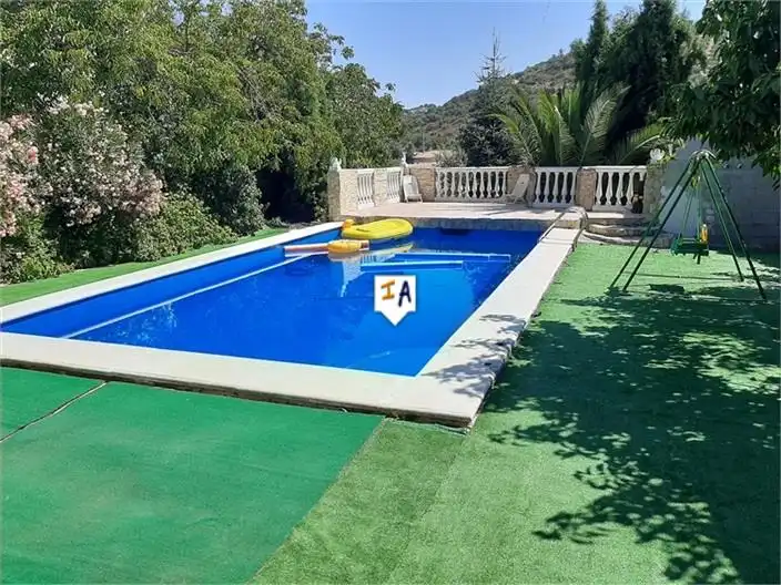 Casa rústica amb piscina en venda a Castillo de Locubín, imagen 2