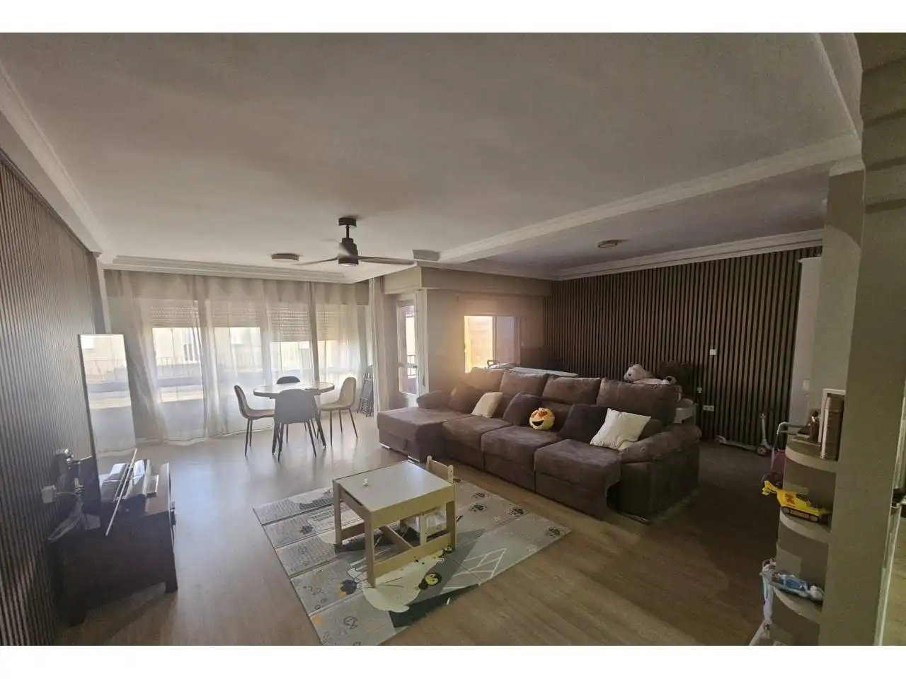 Sala d'estar de Pis en venda en La Font d'en Carròs amb Terrassa, Moblat i Balcó