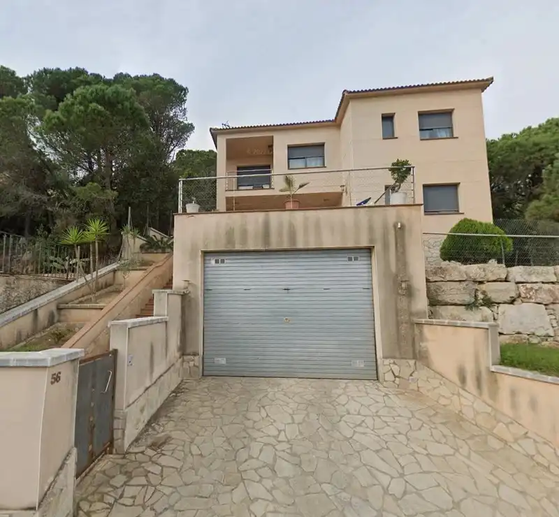 Detached house for sale in Avinguda de la Florada