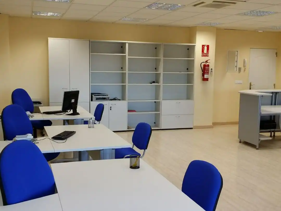 Oficina en venta en Torremolinos, Málaga
