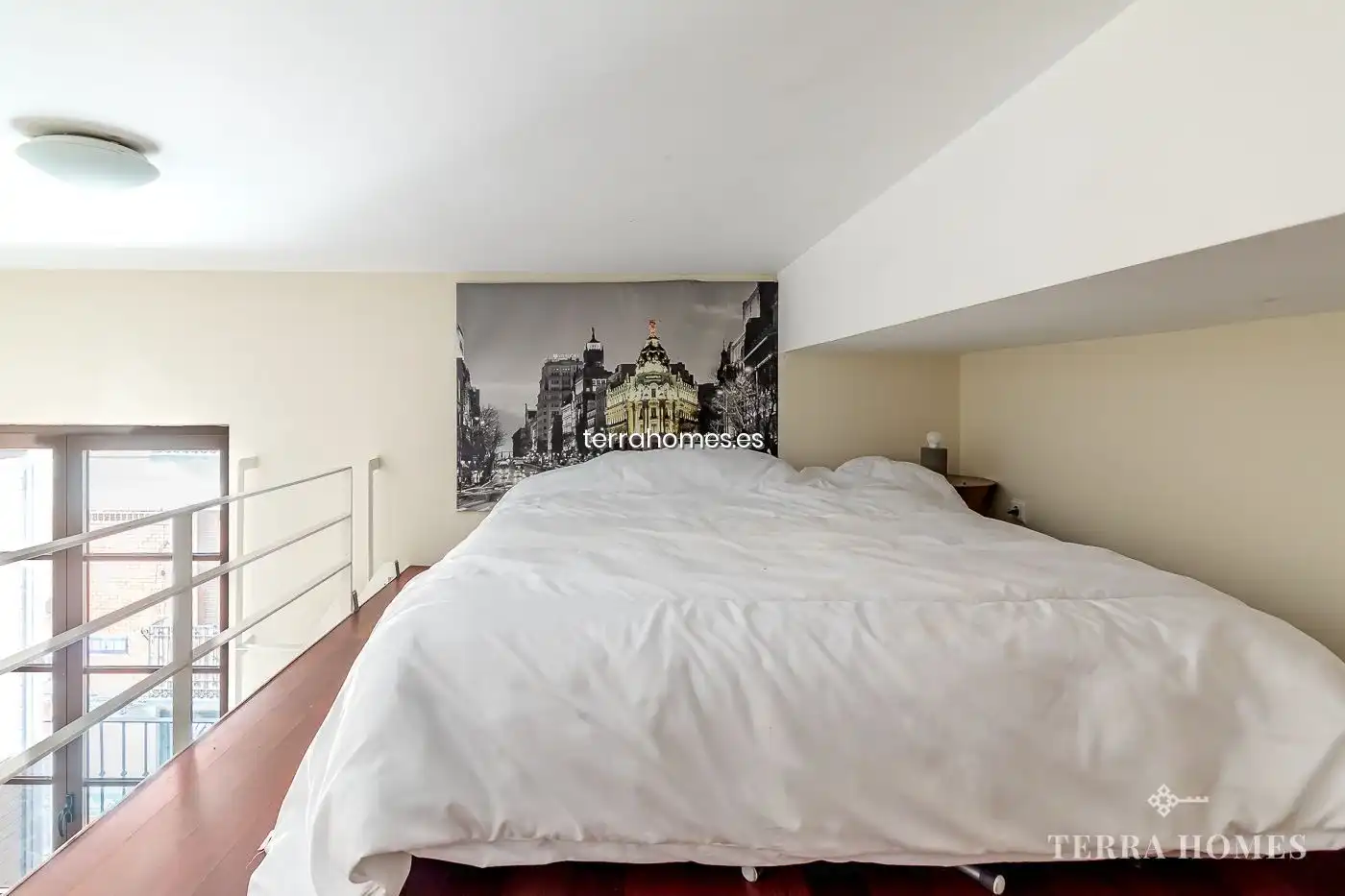 Habitación de Apartamento de alquiler en Madrid con Aire acondicionado, Calefacción y Amueblado