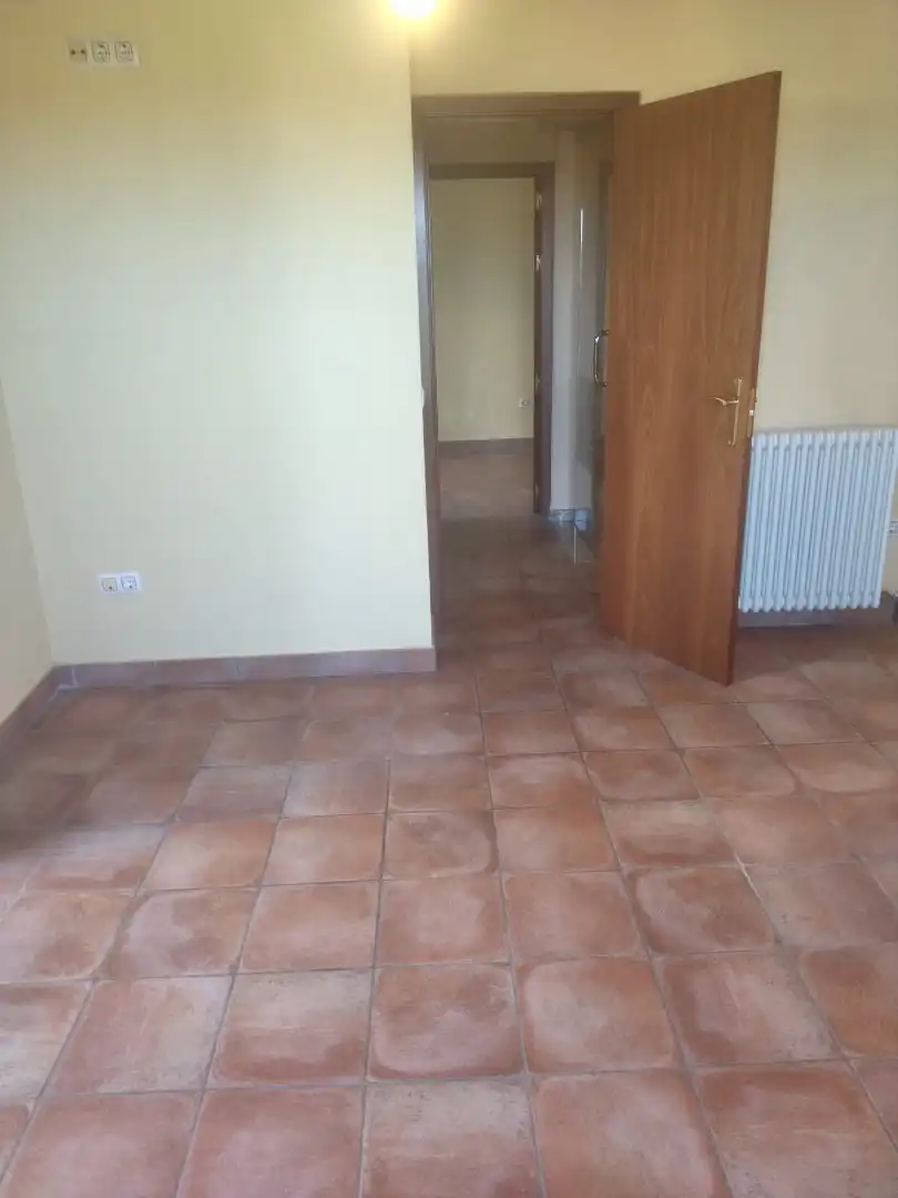 Dúplex en venta en Llagostera con Calefacción, Terraza y Balcón