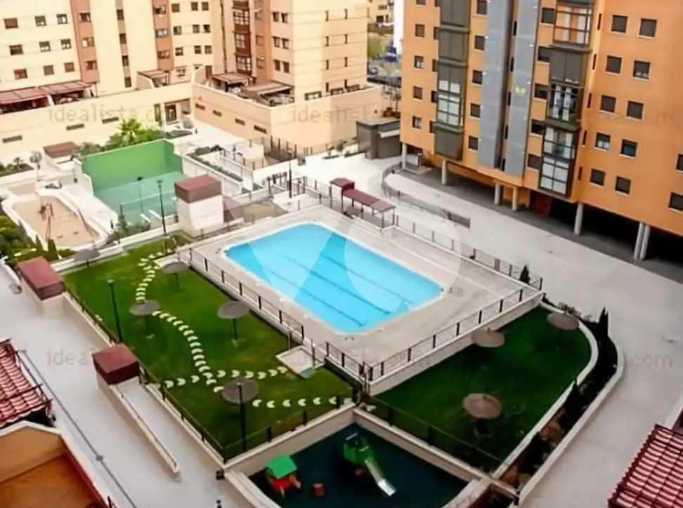 Flat with pool for sale in Calle de Alfonso Gómez, imagen 40
