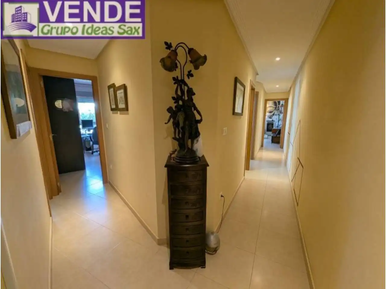 Piso en venta en Sax con Trastero y Piscina comunitaria