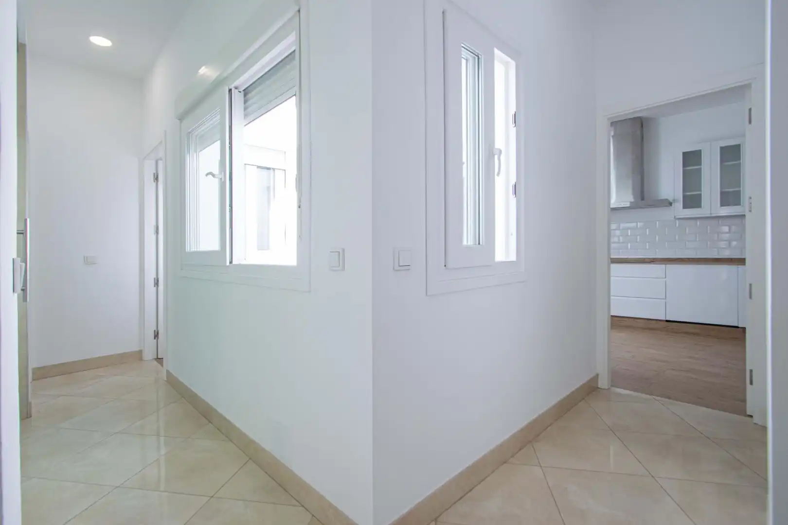 Dachboden zum Verkauf in Sevilla mit Klimaanlage, Terrasse und Balkon